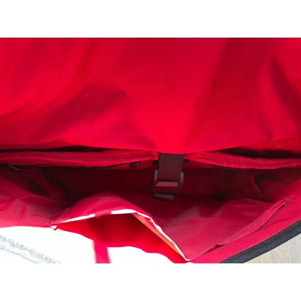 Manhattan Portage item details